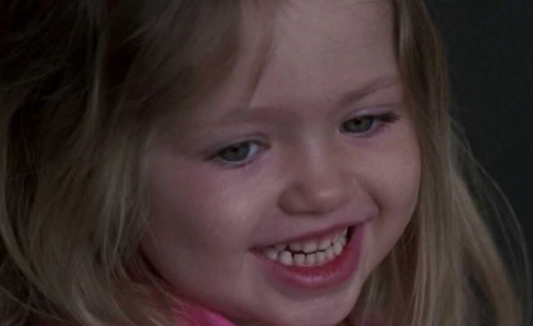 Claire Geare Bio - Age, Net Worth, Height, Education, Movies, Parents